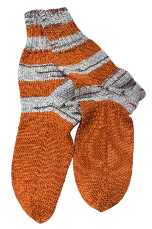 Socken Grösse 42/43 -handgestrickt- (01/42)