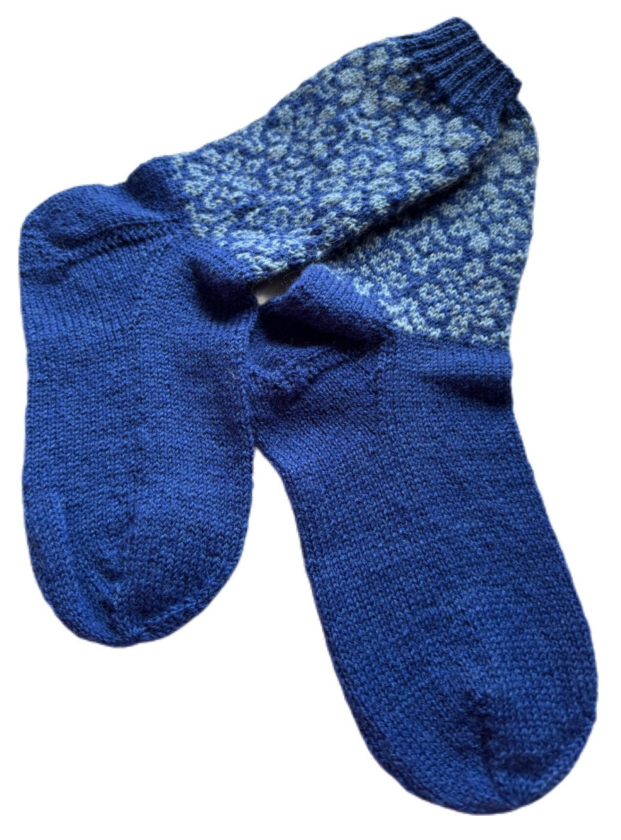 Socken Grösse 32/33 -handgestrickt- (01/223)